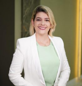 Dra. Tayse Feitosa Sócia proprietária e Diretora Financeira